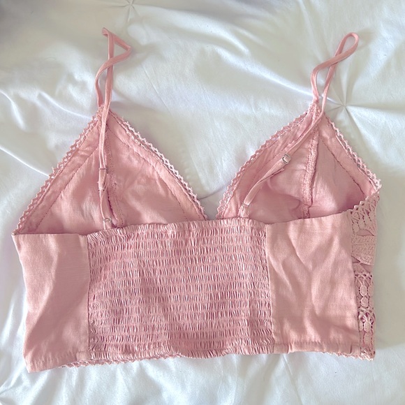 Cute little crochet top - Picture 3 of 4